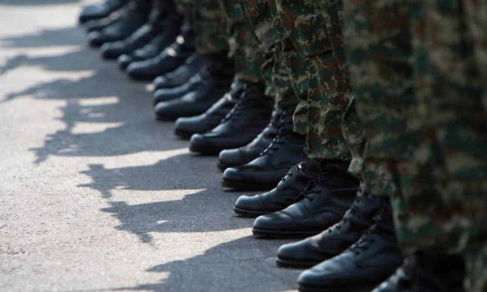 Συγνώμη κύριε Υπολοχαγέ, συγνώμη κύριε Λοχία …